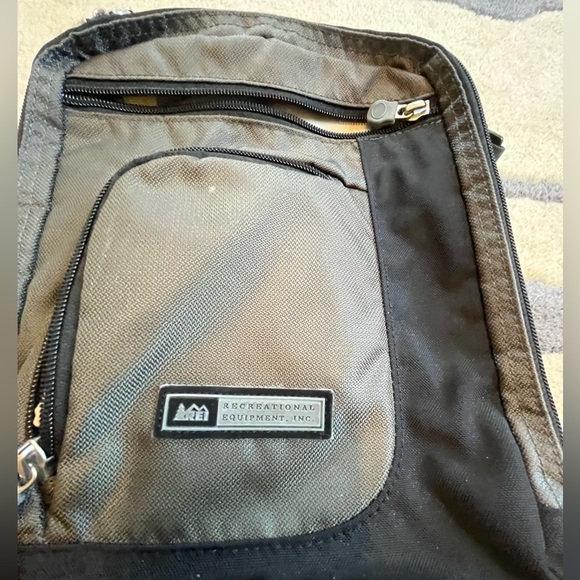 REI Bags Rei Crossbody Travel Bag Poshmark